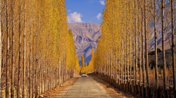 Road_to_Khaplu_Gilgit